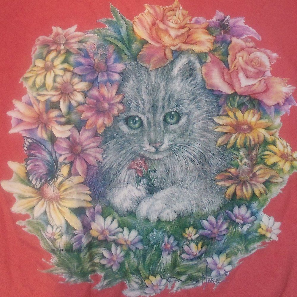Vintage Air Waves Cat Kitten Flowers Illustration Cute T-Shirt